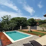 Holiday home 4 Bedroom Awesome In *