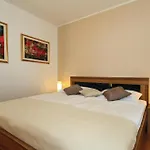 4 Bedroom Awesome In Holiday home *